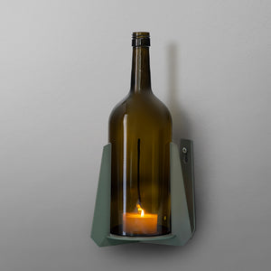 
                  
                    Flaschenlicht "Trigon" | mit Wandhalterung |  1,5 l Flasche
                  
                